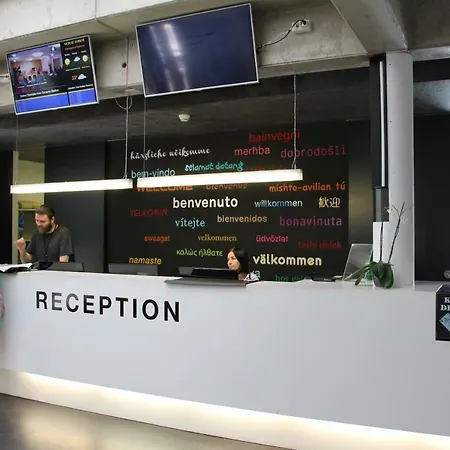 Geneva Hostel *